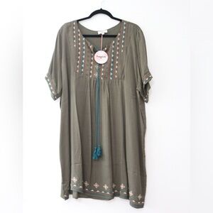 NWT Hayden Green Tunic with Embellished Cuffed Sleeves Sz 2XL